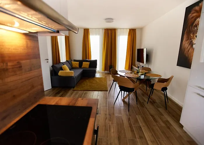 Апартаменты Starlight Bronze Szeged- Exclusive Сегед